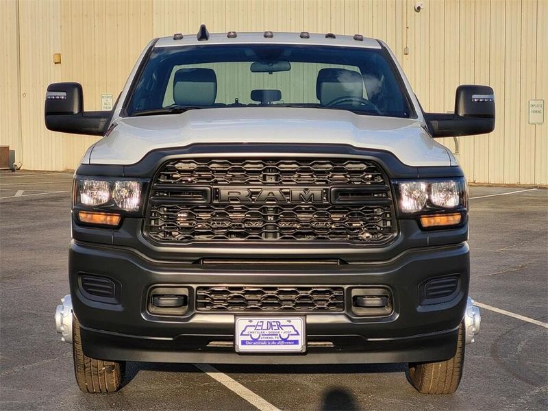 2024 RAM 3500 Tradesman Crew Cab 4x4 8