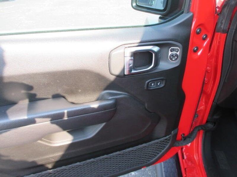Used 2024 Jeep Wrangler Sport SImage 16