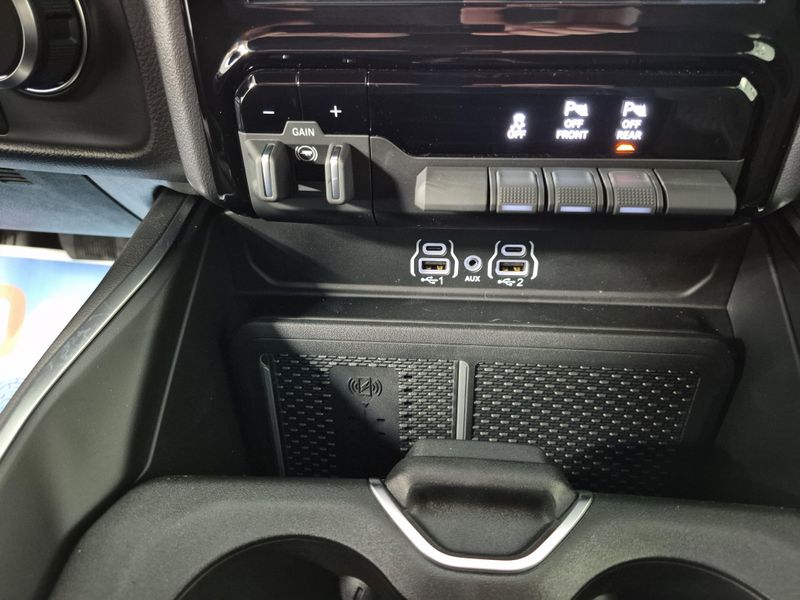 2025 RAM 1500 Big Horn Crew Cab 4x4 5