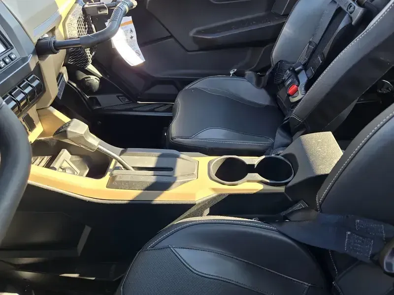 2025 Polaris RZR PRO R 4 ULTIMATE BLACK CRYSTAL AND SHADOW BRONZE Image 31