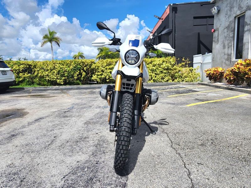 2026 BMW R 12 G/SImage 2
