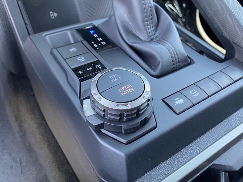 2025 Toyota Tacoma TRD Sport HybridImage 19