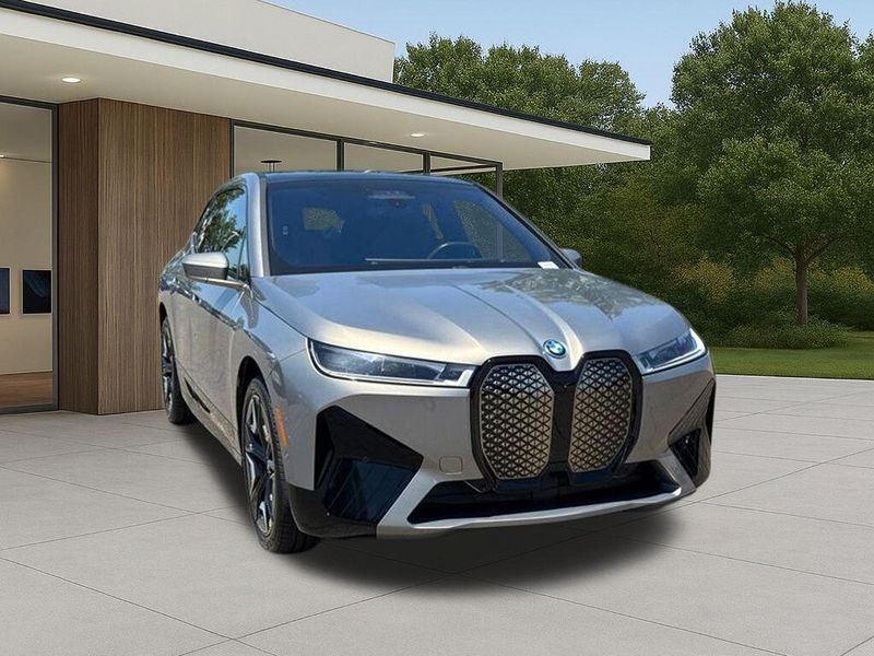 Used 2023 BMW iX M60Image 5