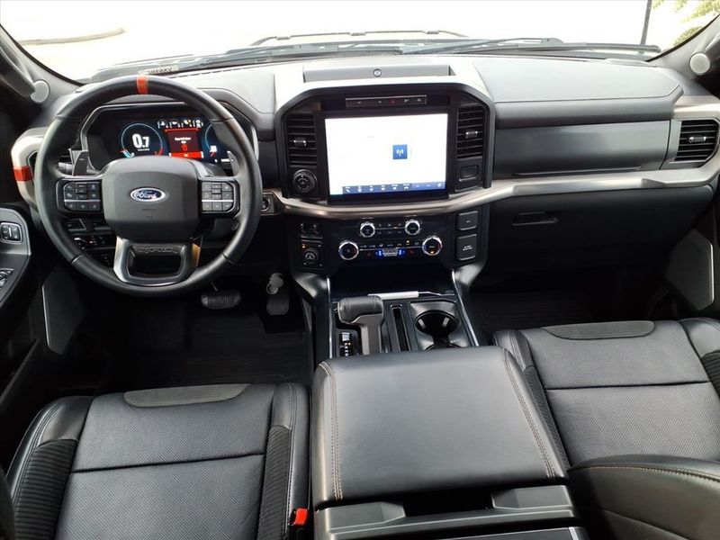 2023 Ford F-150 Raptor photo 3