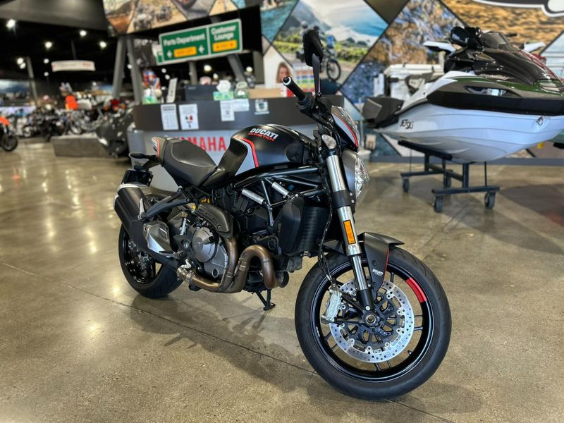 Used 2021 Ducati MONSTER 821 STEALTH Image 2