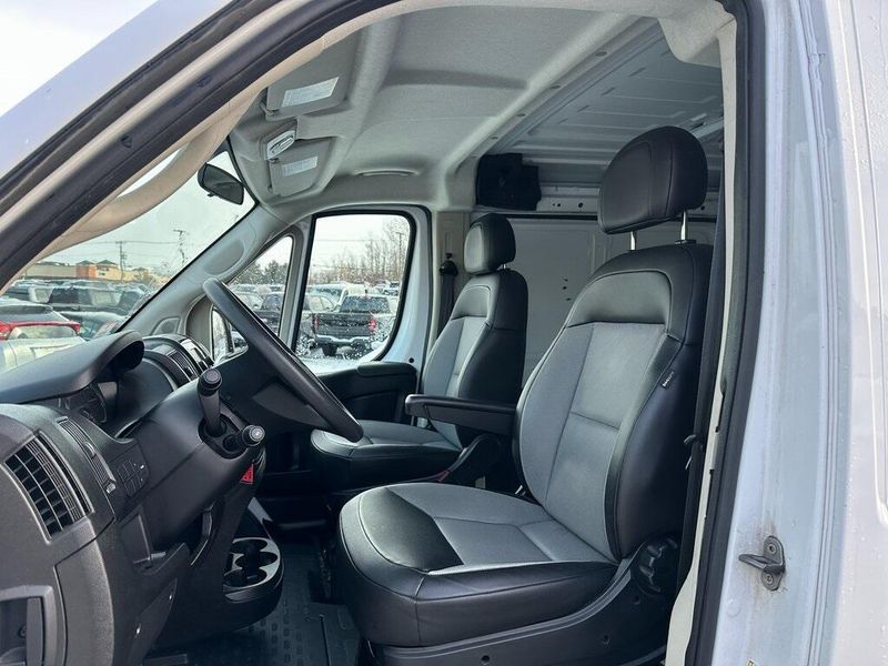 2021 RAM ProMaster 2500 BaseImage 16