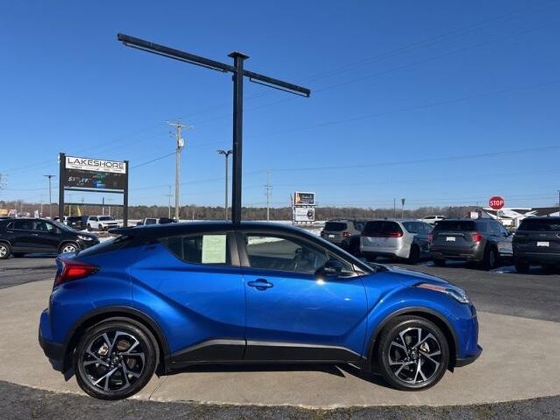 2021 Toyota C-HR XLEImage 7