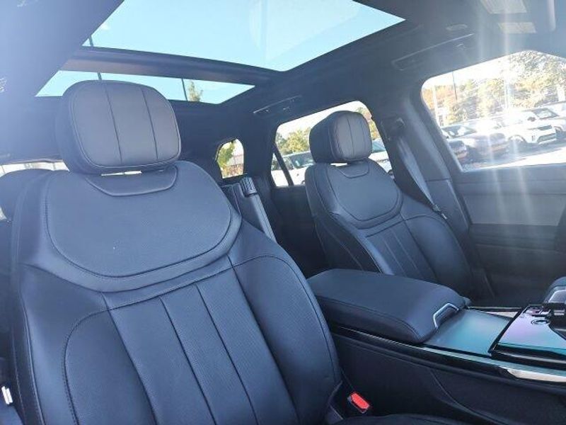 2025 Land Rover Range Rover Sport Dynamic SE