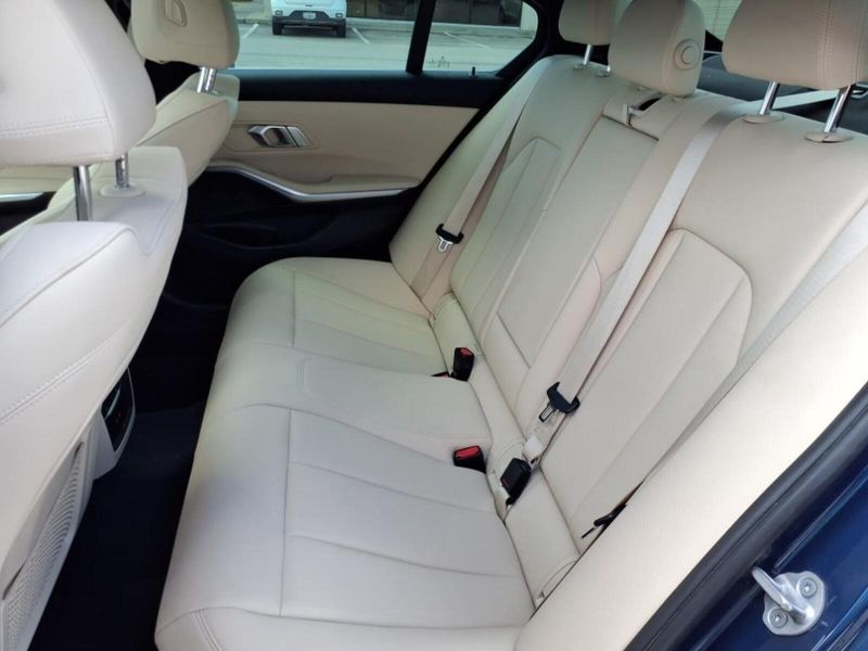 2021 Bmw 330i photo 9