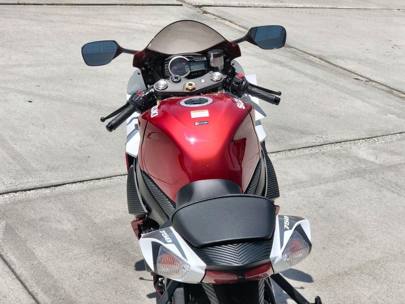 New 2027 Suzuki GSX-R750 Image 25