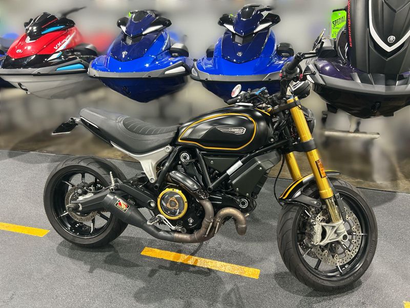Used 2018 Ducati SCRAMBLER 1100 Image 11