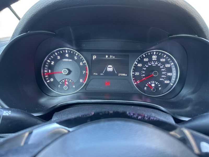 Used 2023 Kia Forte LXSImage 34