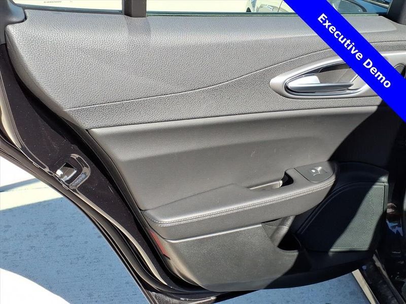 New 2025 Alfa Romeo Giulia VeloceImage 26