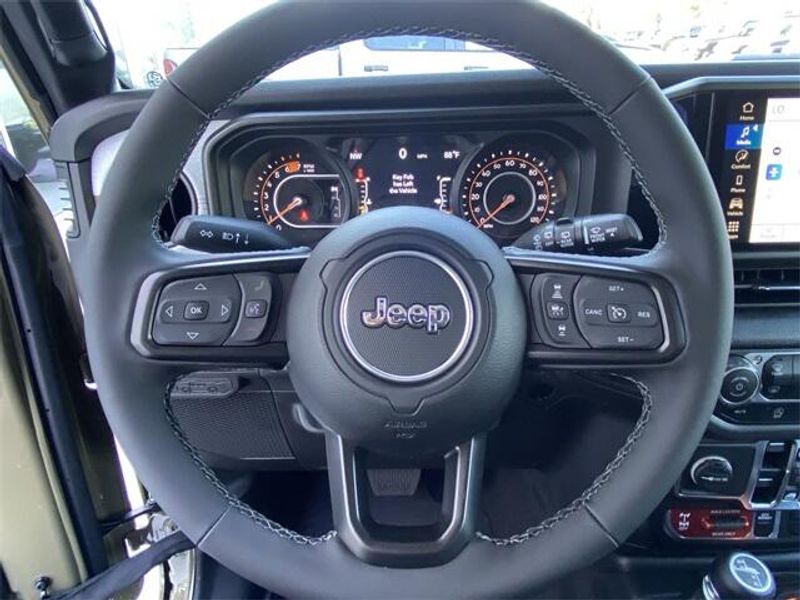 2025 Jeep Wrangler 4-door WillysImage 17