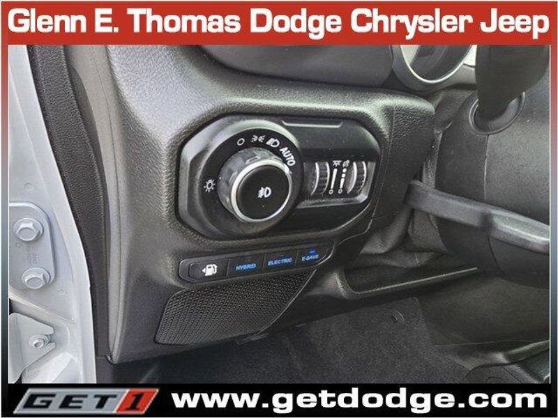 2021 Jeep Wrangler Unlimited Rubicon 4xe photo 18
