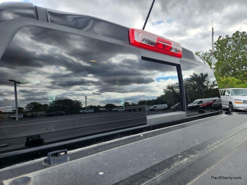 Used 2024 GMC Canyon Elevation