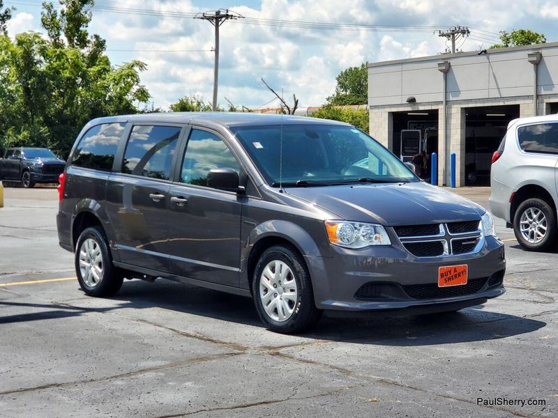 Used 2020 Dodge Grand Caravan SEImage 7