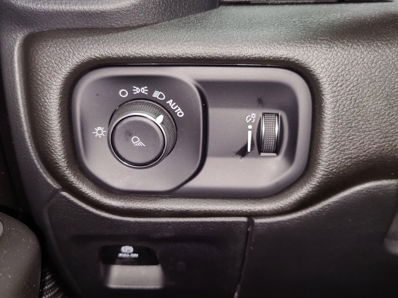 Used 2025 RAM 1500 Tradesman Crew Cab Hurricane 3.0 4x4Image 26