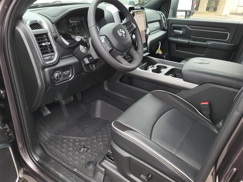 2025 RAM 2500 Laramie Mega Cab 4x4 6