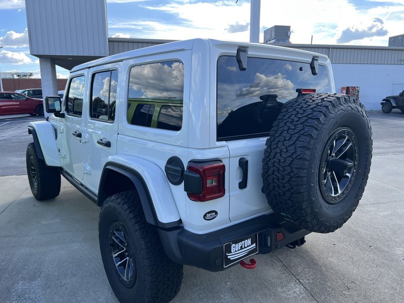 New 2025 Jeep Wrangler 4-door Rubicon XImage 10