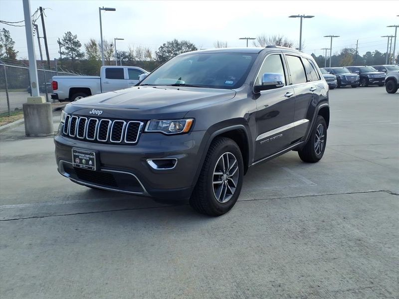 Used 2017 Jeep Grand Cherokee LimitedImage 2