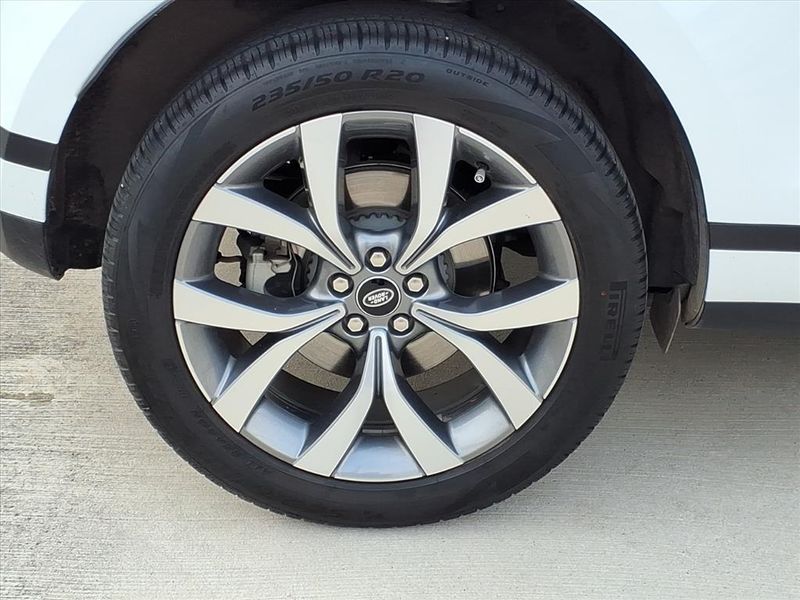 Used 2023 Land Rover Range Rover Evoque SEImage 6