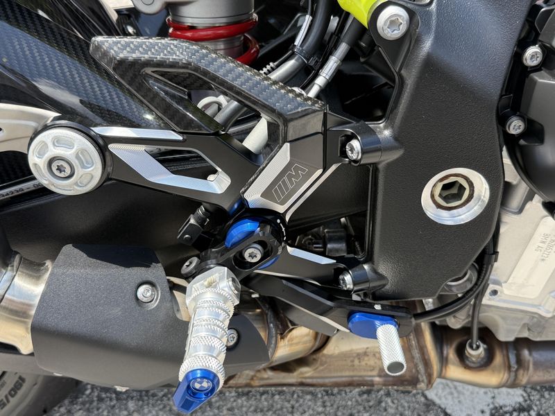 2026 BMW S 1000 R