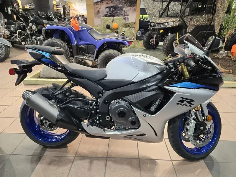 NEW 2026 SUZUKI GSXR750 Image 13