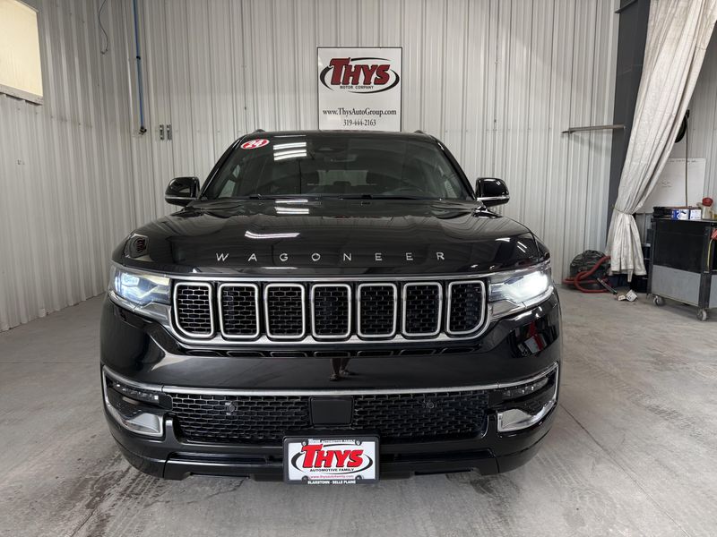 2024 Jeep Wagoneer Image 18