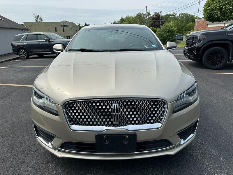 2017 Lincoln MKZ ReserveImage 12