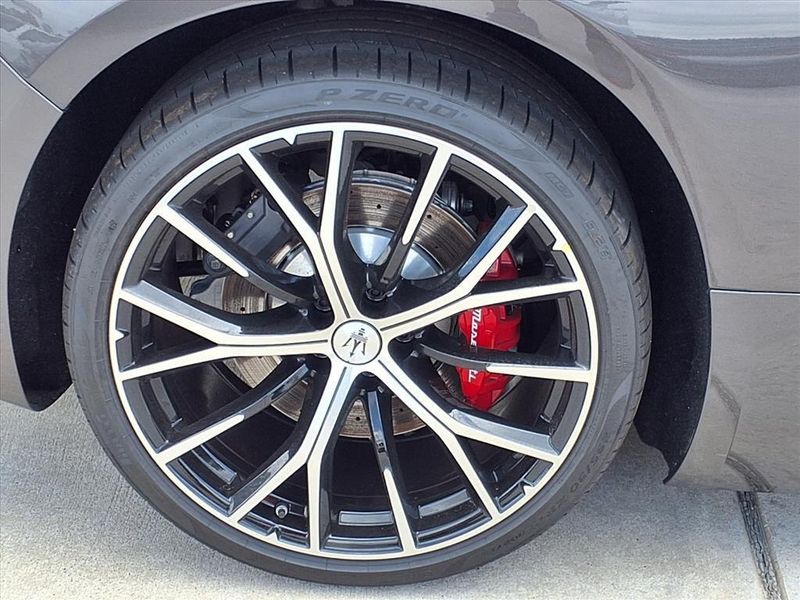 New 2026 Maserati GranTurismo Image 6