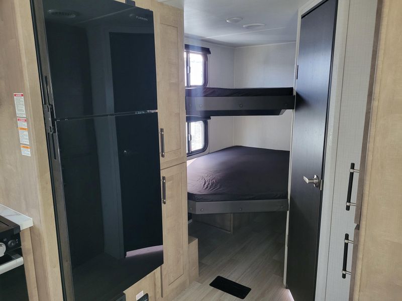 New 2026 KEYSTONE SPRINGDALE 261BHC Image 13