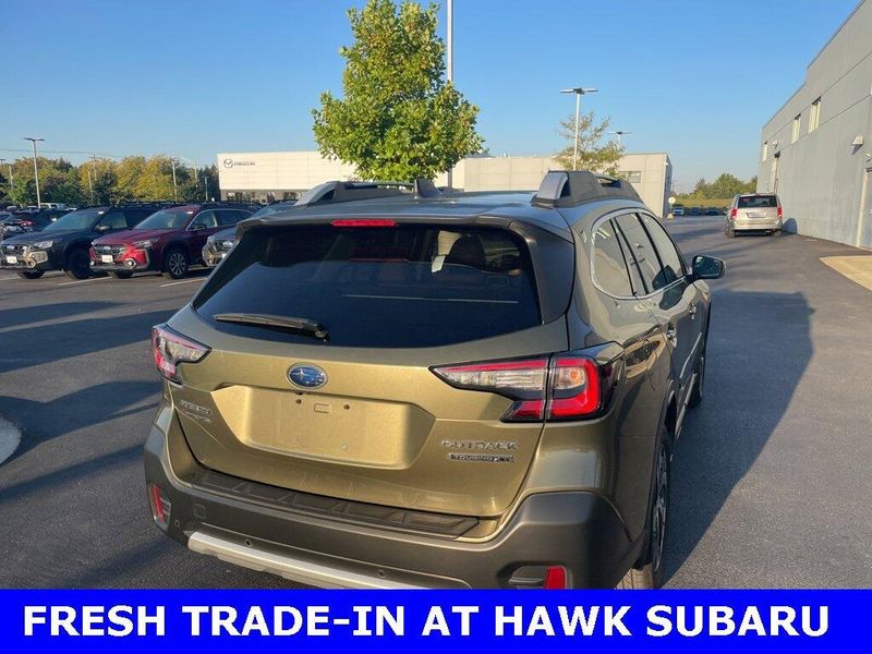 2020 Subaru Outback Touring XT photo 4