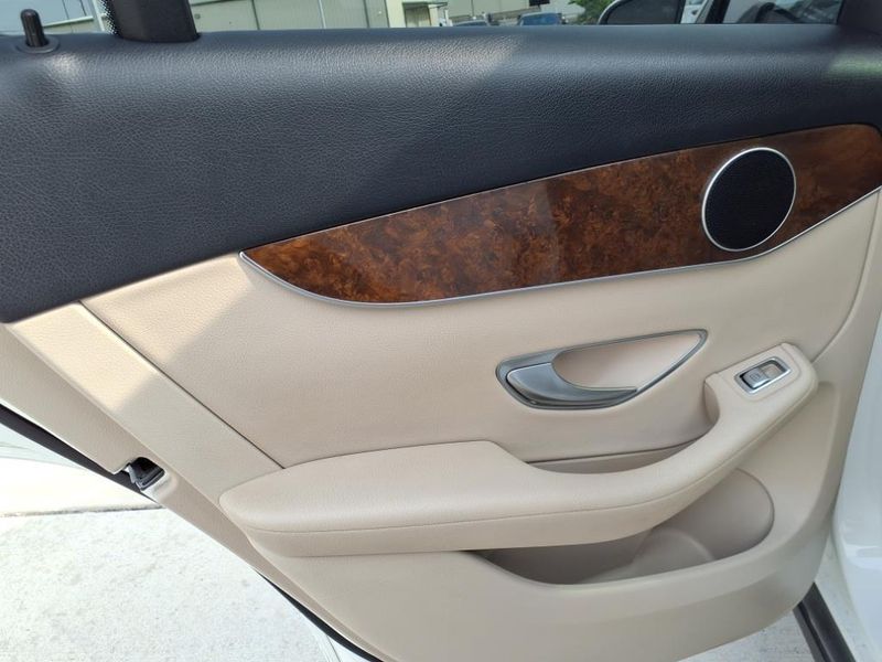 2018 Mercedes-Benz GLC 300 300Image 21
