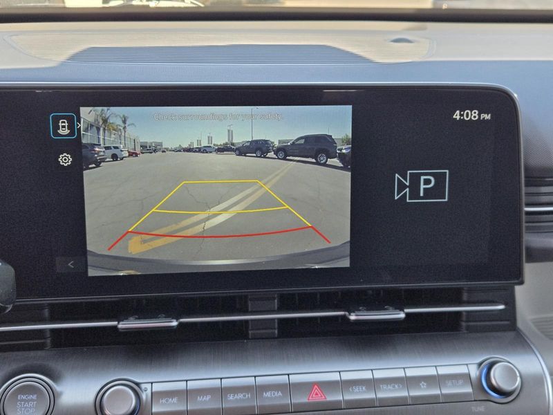 Used 2024 Hyundai Kona SEL FWD