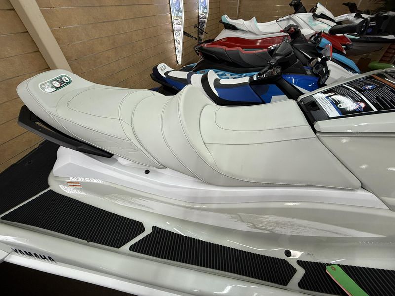 New 2025 Yamaha VX CRUISER HO W/AUDIO Image 8