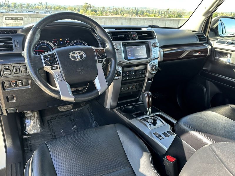 2016 Toyota 4Runner LimitedImage 31
