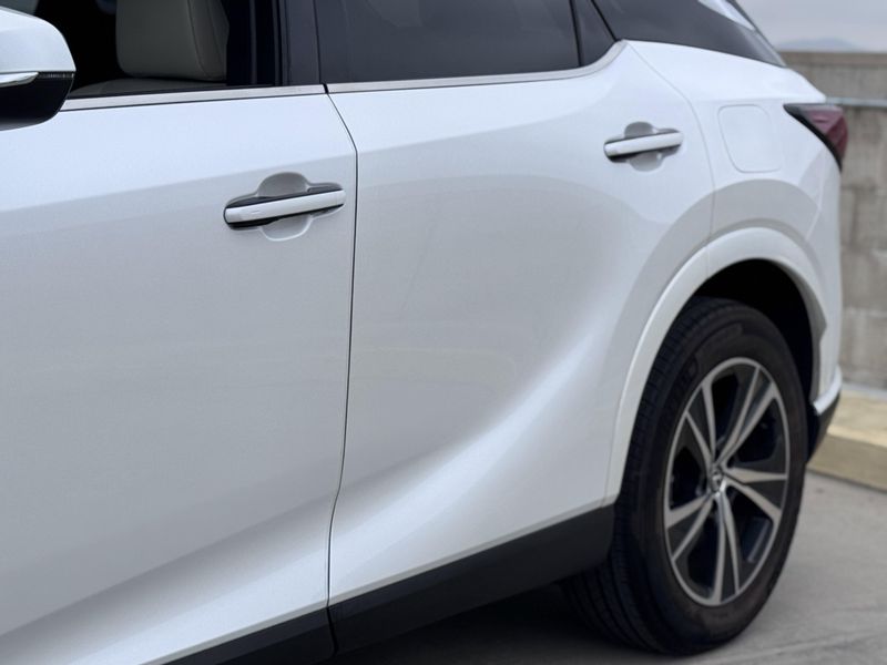 2023 Lexus RX 350Image 9