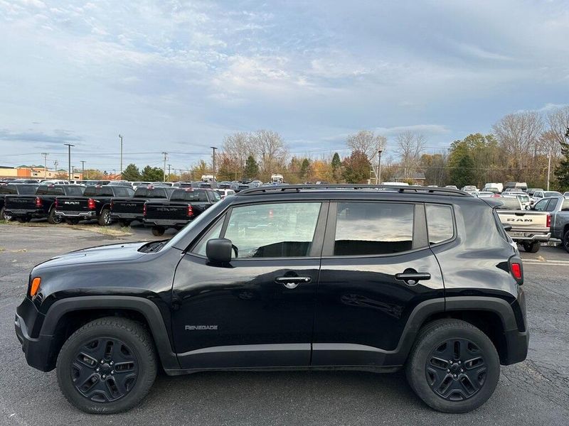 2020 Jeep Renegade SportImage 8