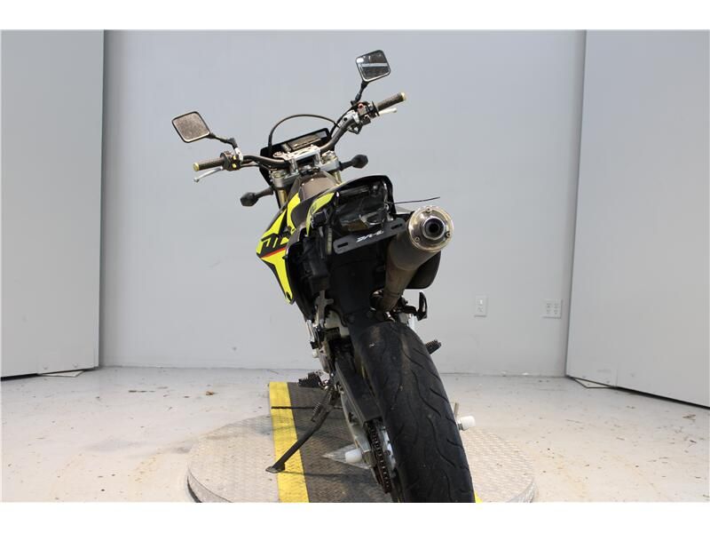 2022 Suzuki DRZ400 Image 3