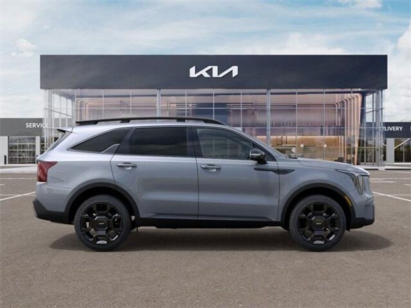 2025 Kia Sorento X-Line EXImage 7