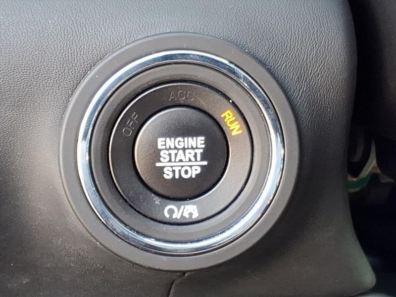 Used 2022 Maserati Quattroporte ModenaImage 6