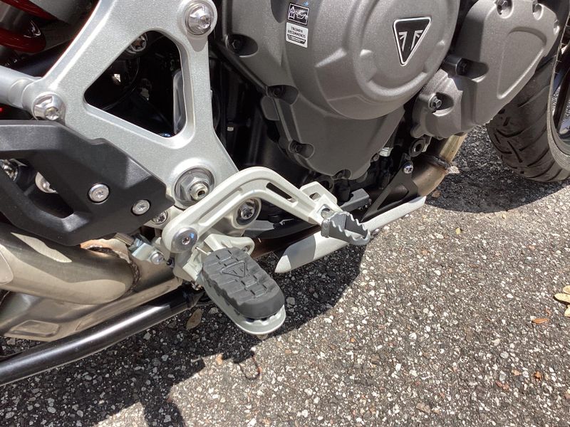 2025 Triumph Tiger 1200 GT Pro 
