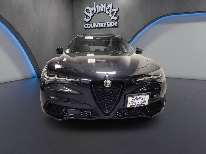 New 2025 Alfa Romeo Stelvio AwdImage 2