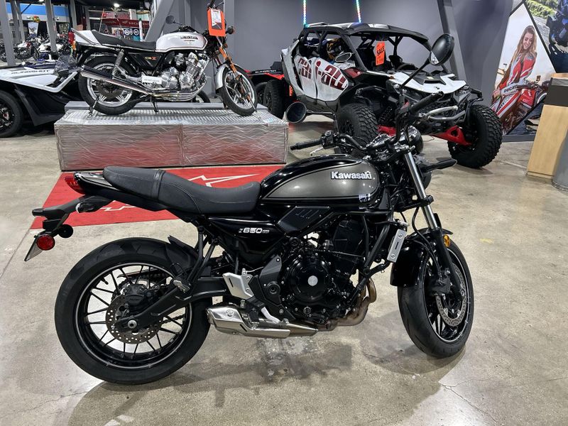 2024 Kawasaki Z650RS ABS  in a BLACK exterior color. Del Amo Motorsports of Redondo Beach (424) 390-7811 delamomotorsports.com 