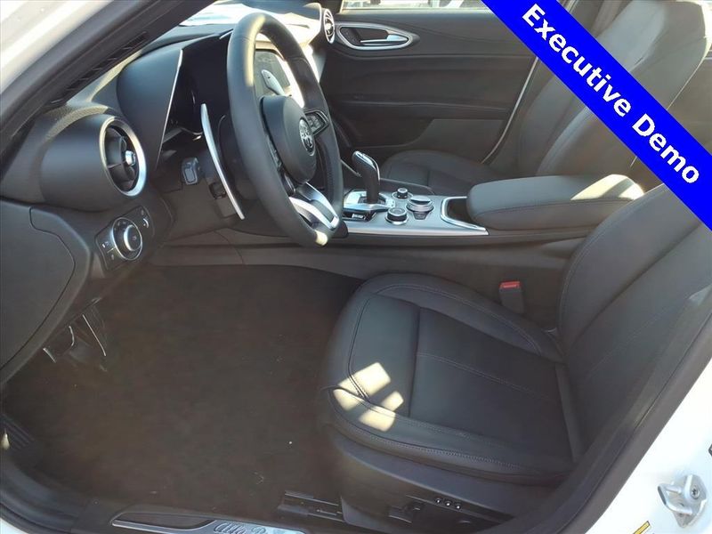 New 2025 Alfa Romeo Giulia RwdImage 15