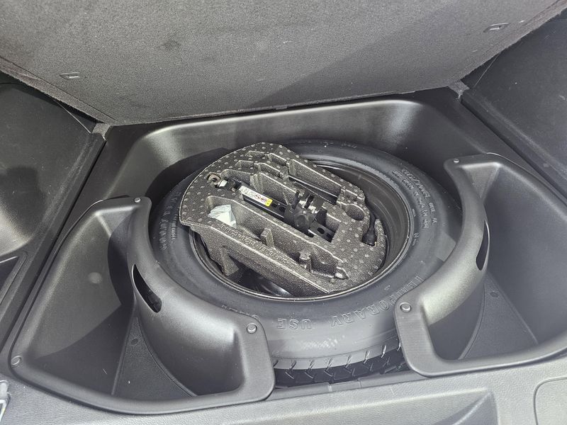 Used 2021 Jeep Grand Cherokee LimitedImage 10