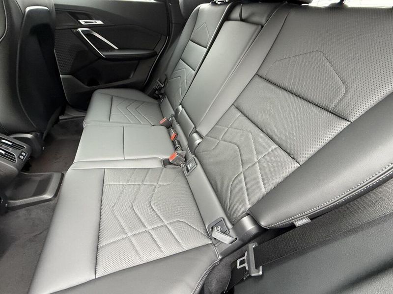 2025 BMW X1 xDrive28iImage 29