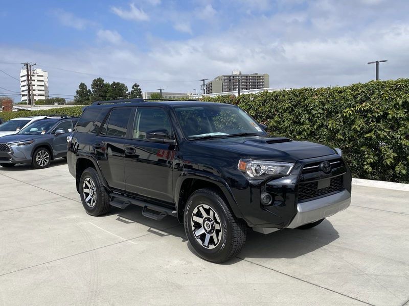 2024 Toyota 4Runner TRD Off RoadImage 2