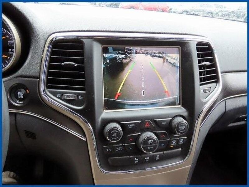 2015 Jeep Grand Cherokee LimitedImage 16